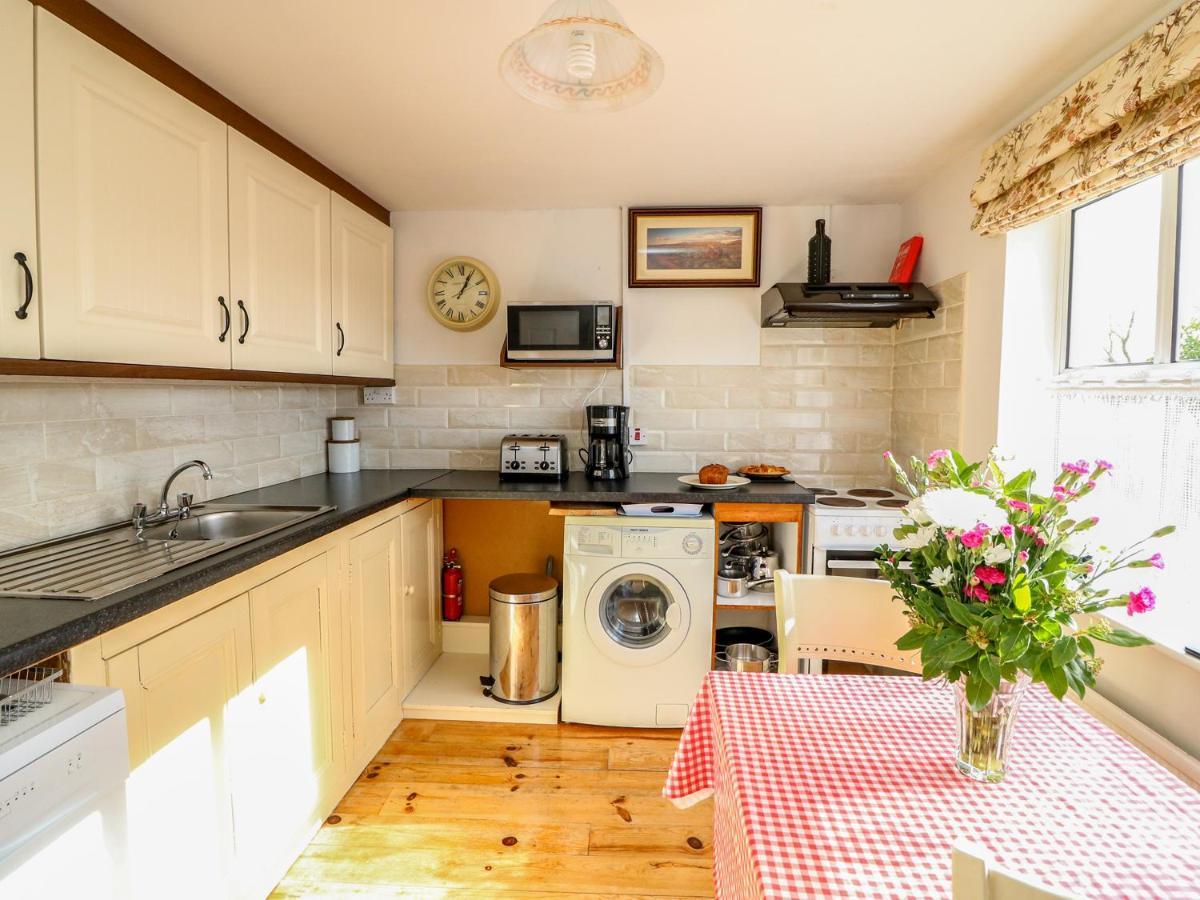 Julie's Cottage, Castleisland Exterior foto